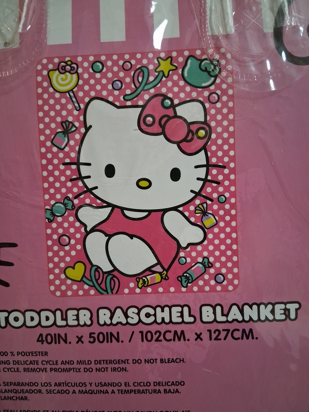 Hello Kitty NWT Plush Raschel Throw Blanket Pink White - Picture 3 of 9